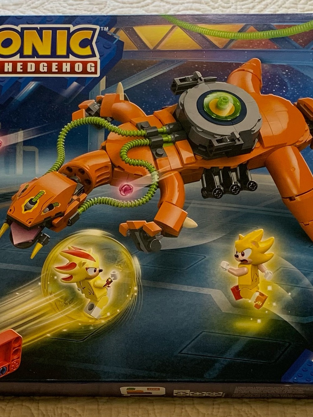 Retired Lego Sonic the Hedgehog Super Shadow vs Biolizard (77003) Building Set